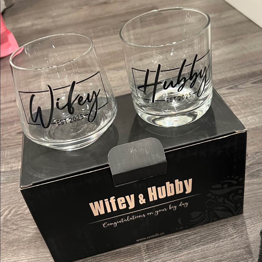 Hubby & Wifey pair of glasses